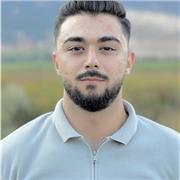 Professeur en ligne pour aider les élèves dans leurs parcours académique (soutient scolaires, aides aux devoirs, apprendre arabe & anglais